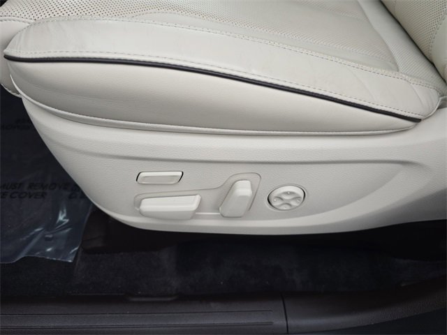 Used 2020 Hyundai Palisade Limited image 12