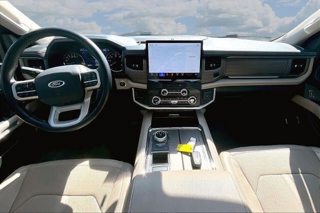 Used 2022 Ford Expedition Max Limited RWD image 7