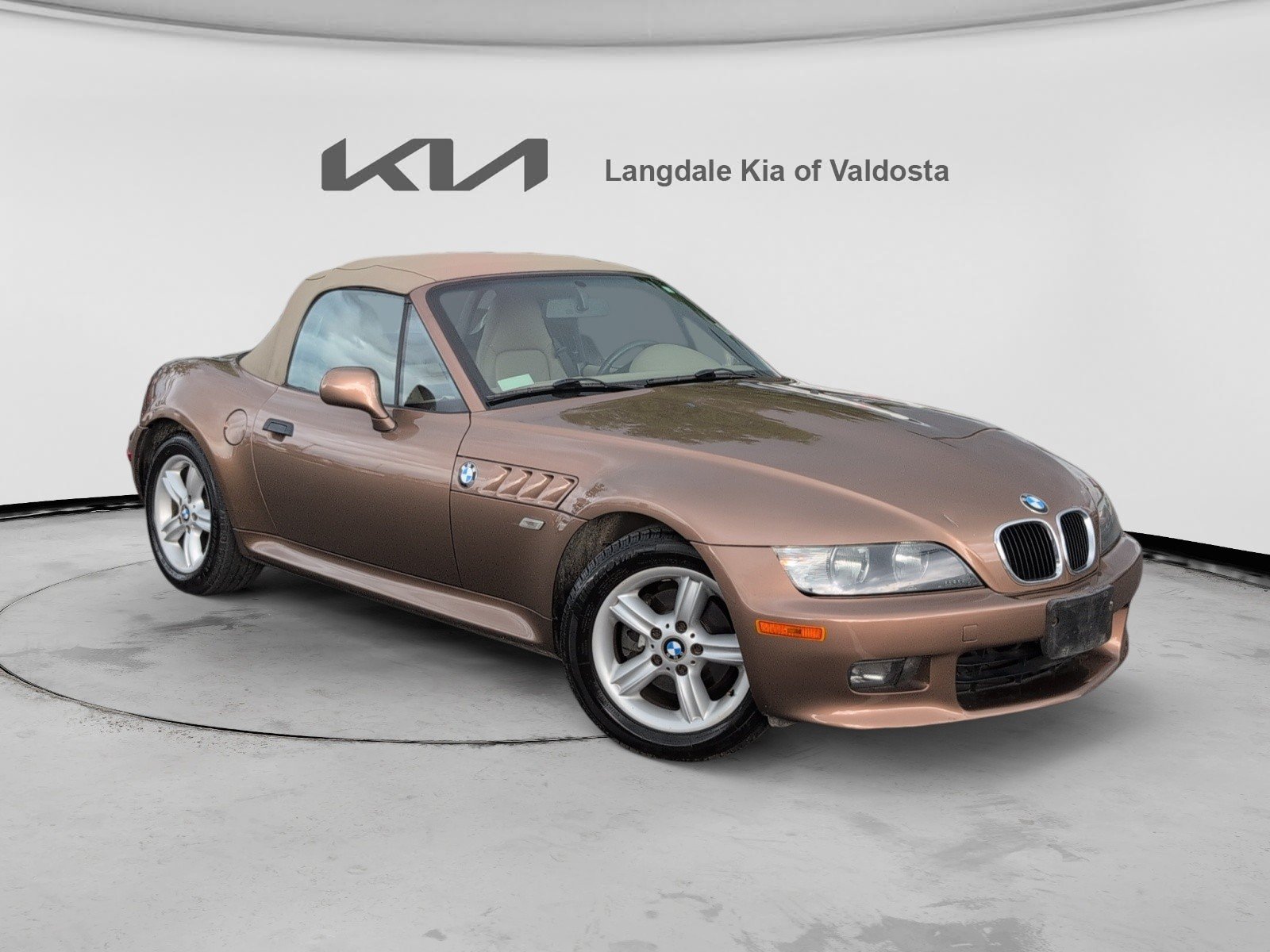 Used 2002 BMW Z3 2.5i RWD image 2