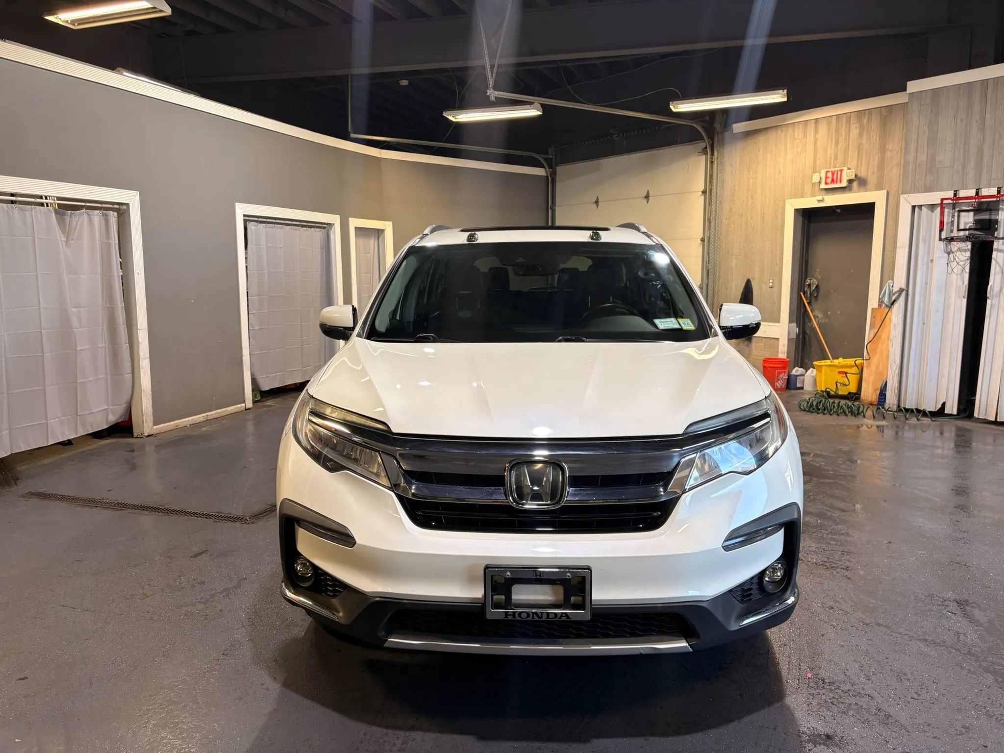 Used 2019 Honda Pilot Touring image 2
