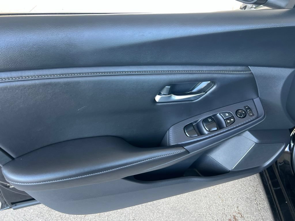 Certified 2023 Nissan Sentra S FWD image 7