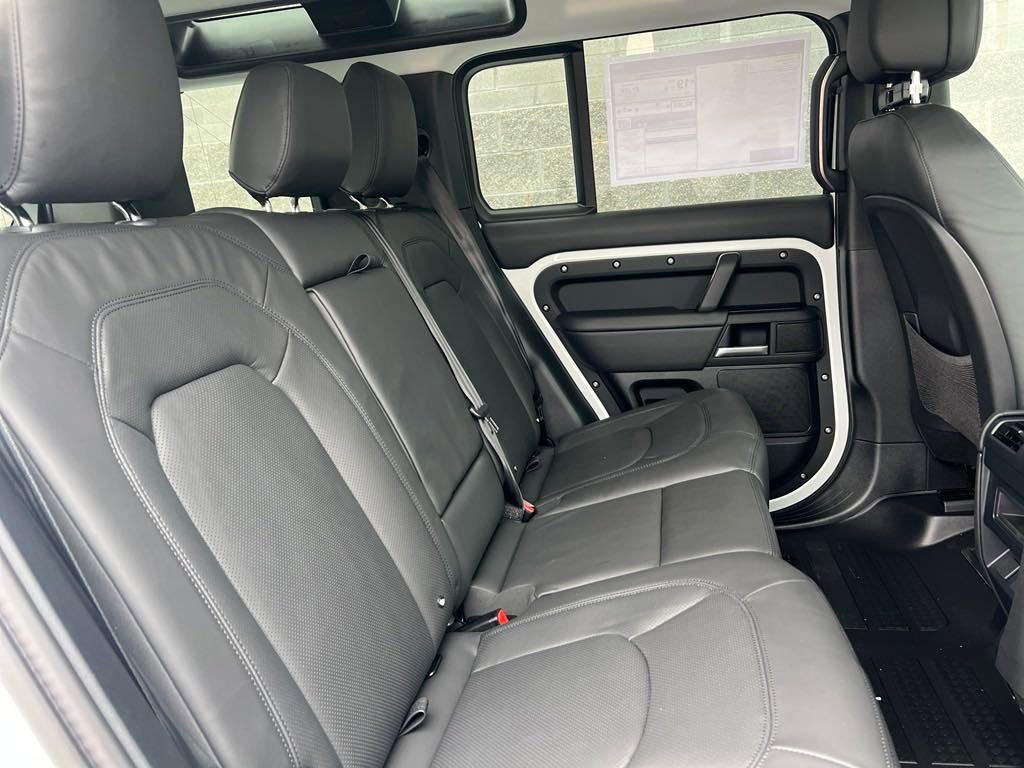 Used 2025 Land Rover Defender 110 S AWD/4WD image 19