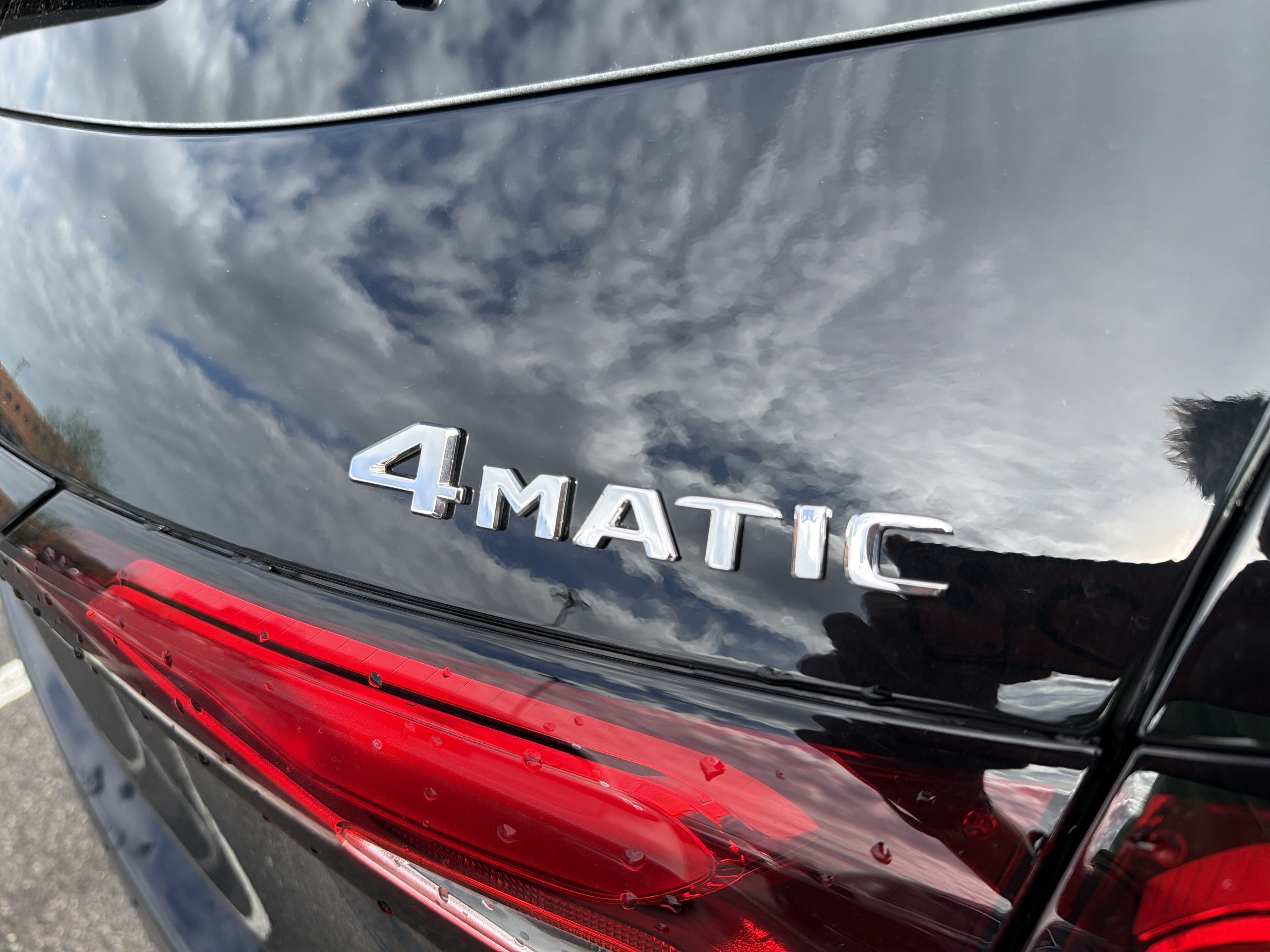 Used 2026 Mercedes-Benz GLC 300 4MATIC image 8