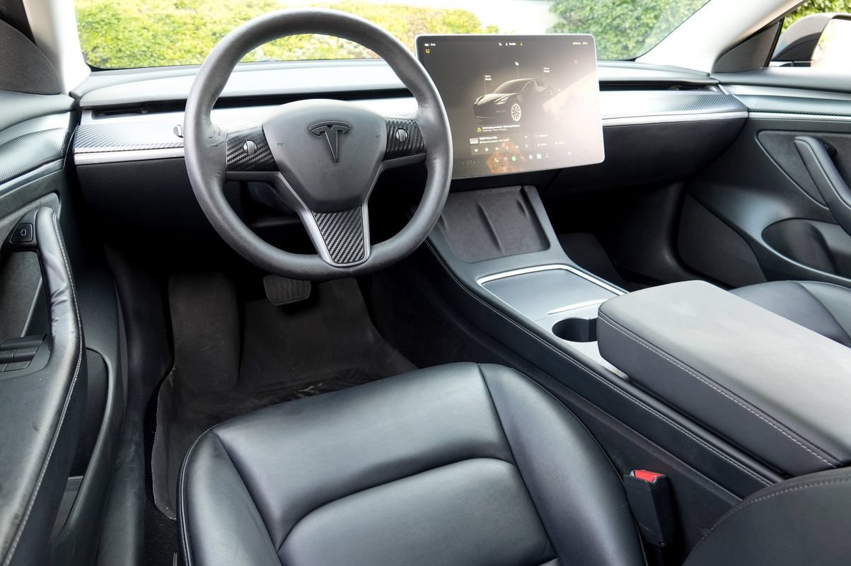 Used 2023 Tesla Model 3 Standard Range RWD image 5