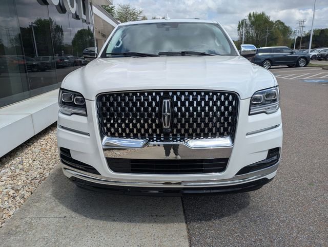 Used 2024 Lincoln Navigator Black Label image 11