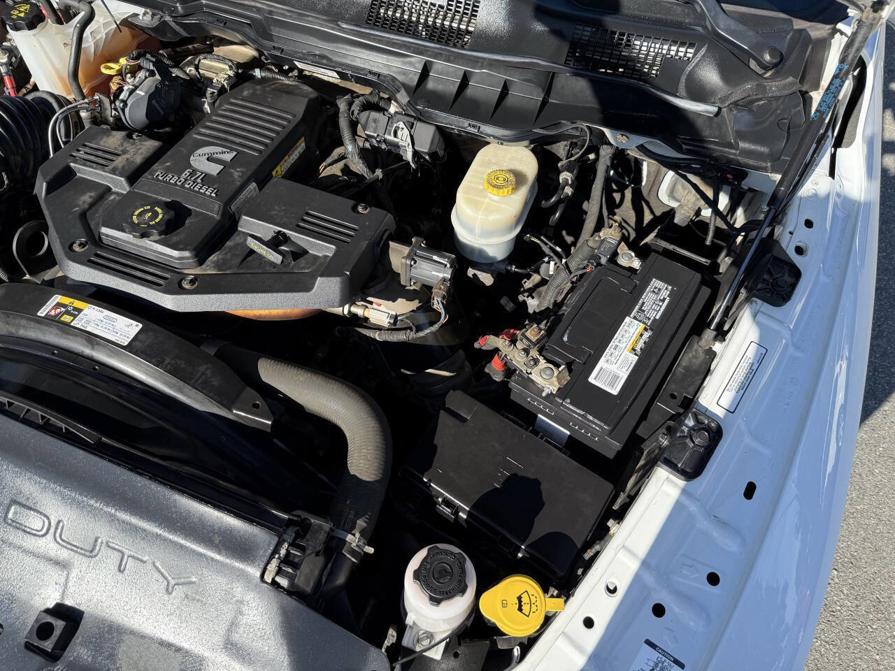 Used 2017 RAM 3500 Laramie Longhorn image 29