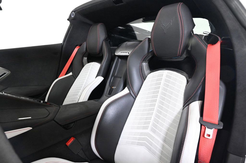 Used 2023 Chevrolet Corvette Stingray Premium Cpe image 16