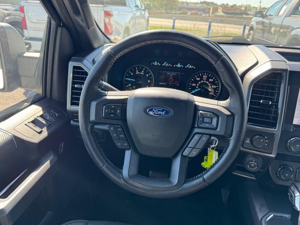 Used 2019 Ford F150 XLT w/ Equipment Group 302A Luxury AWD/4WD image 12