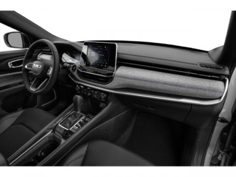 Used 2025 Jeep Compass Limited image 16