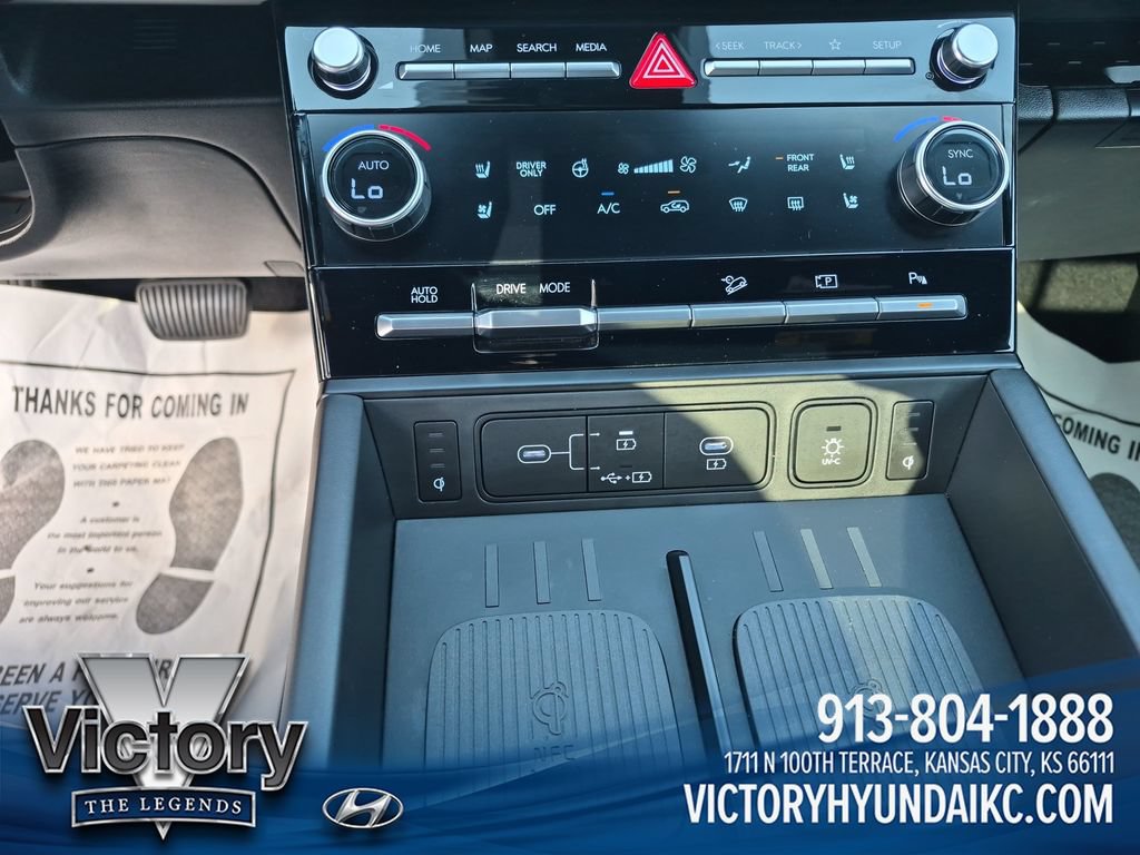 Used 2025 Hyundai Santa Fe Calligraphy FWD image 18
