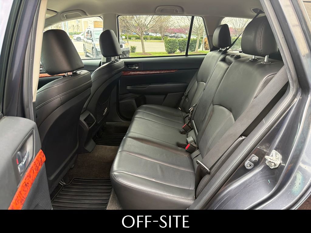 Used 2012 Subaru Outback 2.5i Limited image 22