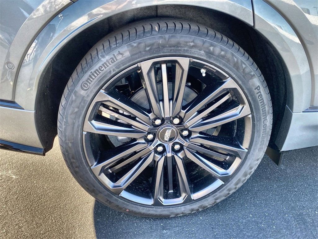 New 2026 Cadillac Lyriq V image 44