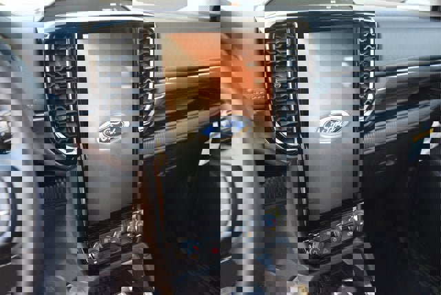 New 2025 Ford Ranger Lariat w/ FX4 Off-Road Package image 8