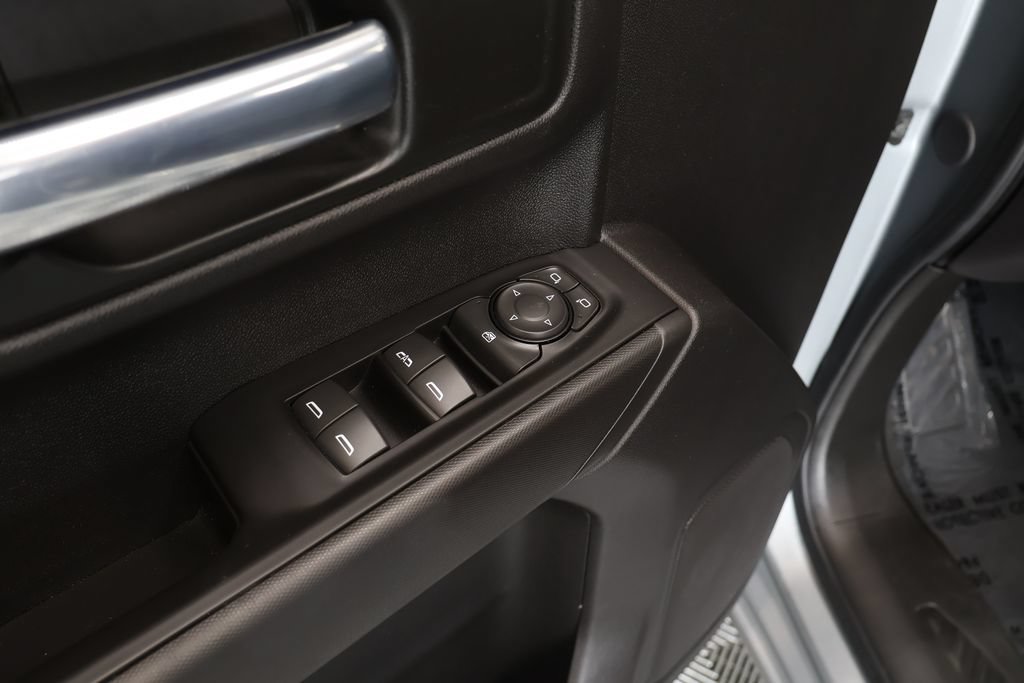 Used 2025 Chevrolet Silverado 1500 Custom RWD image 16