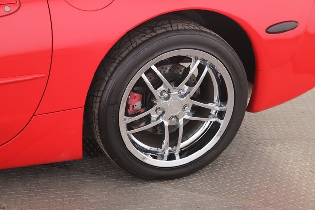 Used 1999 Chevrolet Corvette Convertible w/ Memory Pkg image 14