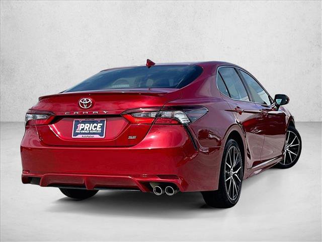 Used 2021 Toyota Camry SE FWD image 2