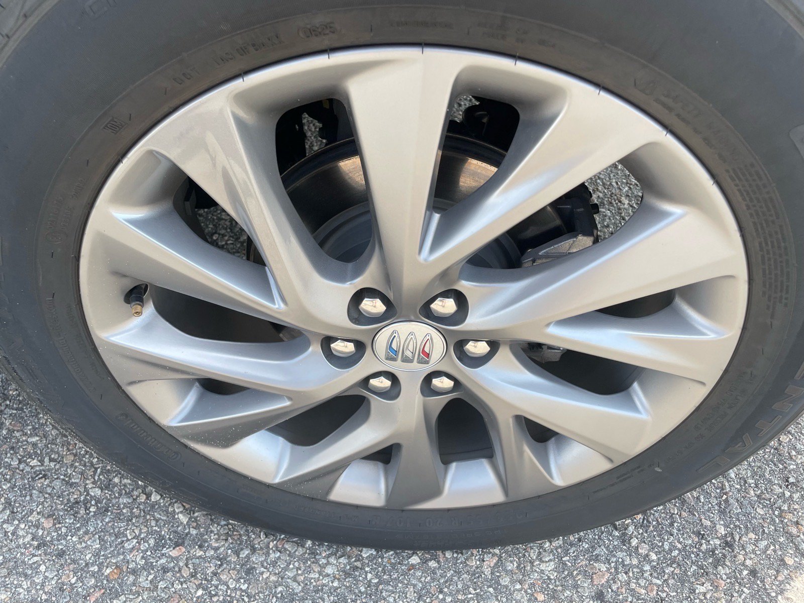 Used 2025 Buick Enclave Preferred FWD image 20