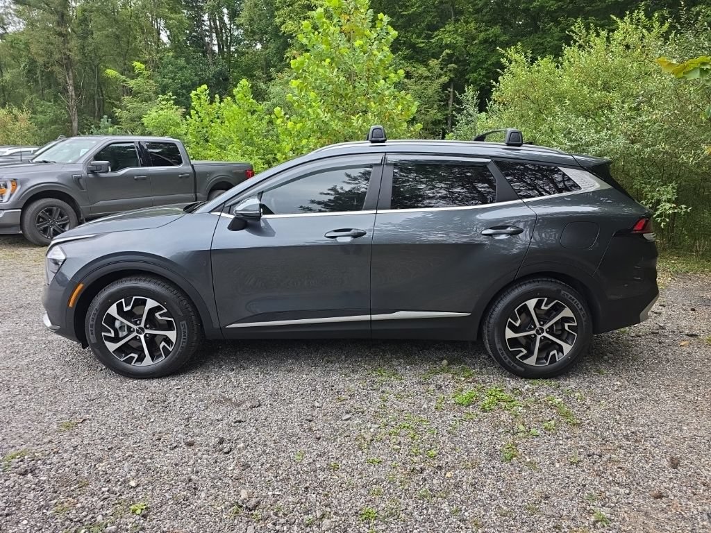 Used 2023 Kia Sportage EX AWD/4WD image 4