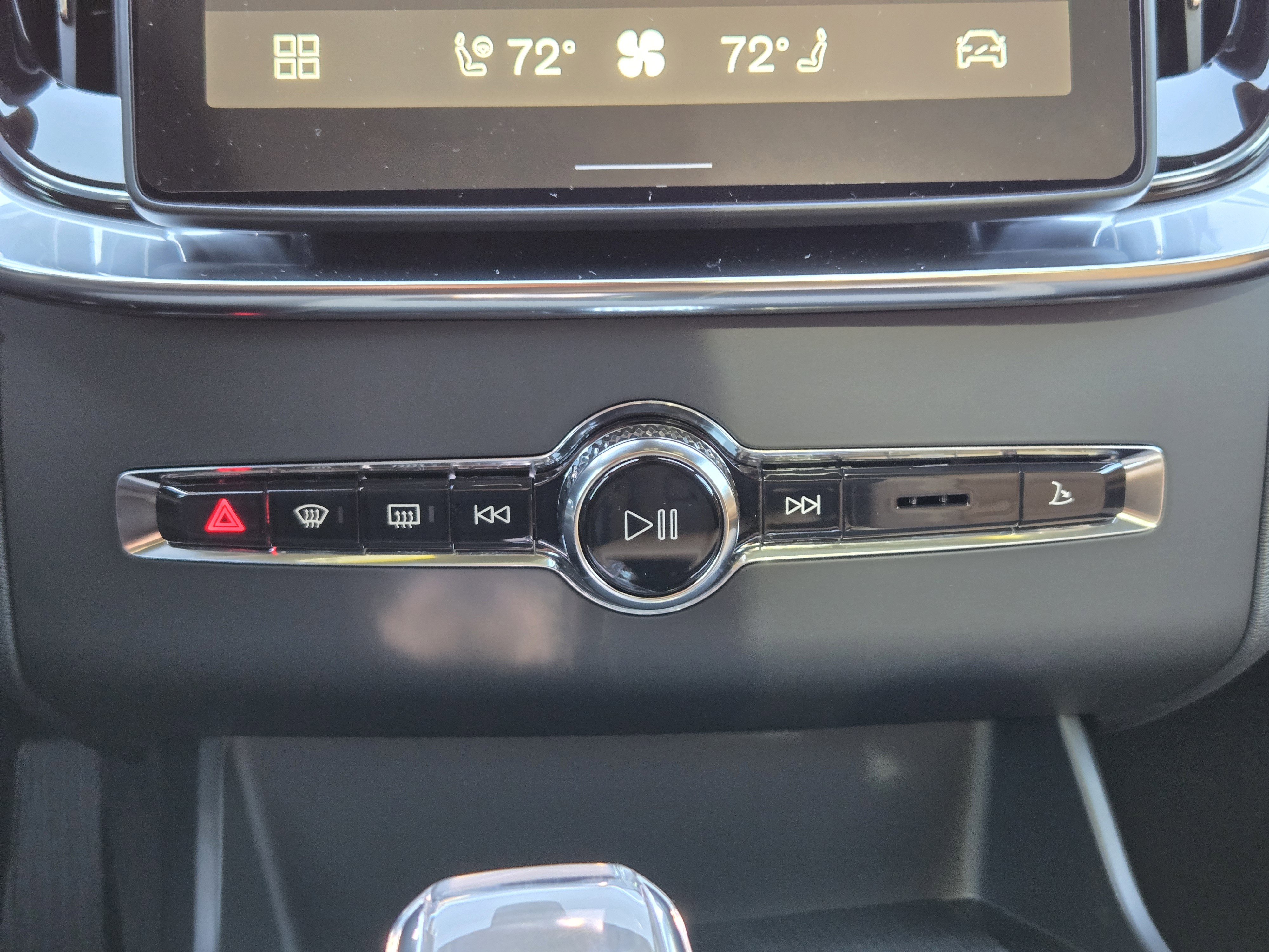 New 2026 Volvo XC90 T8 Plus image 22