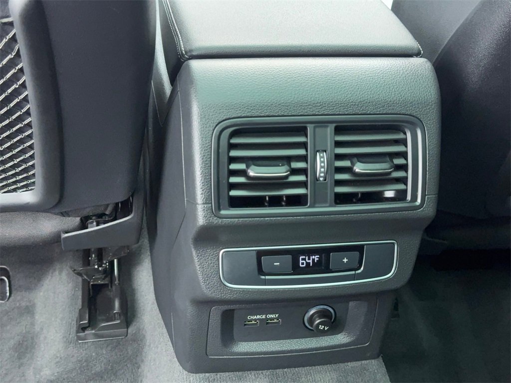 Used 2022 Audi Q5 2.0T Premium Plus w/ Premium Plus Package image 41