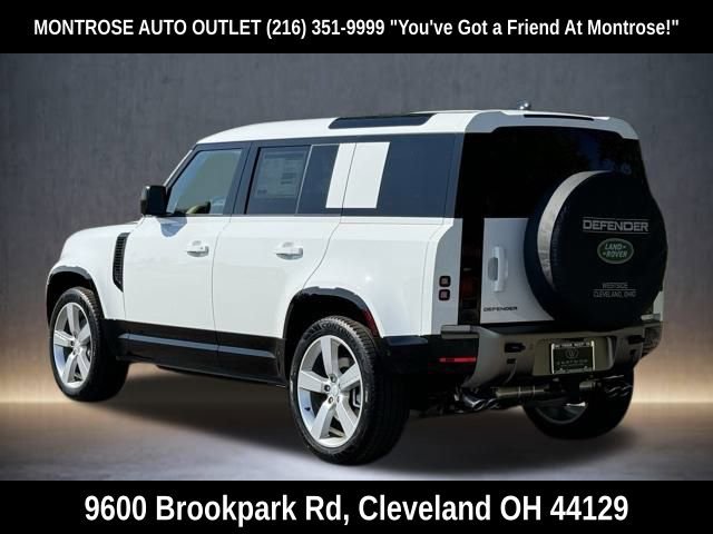 New 2025 Land Rover Defender 110 X-Dynamic SE image 4