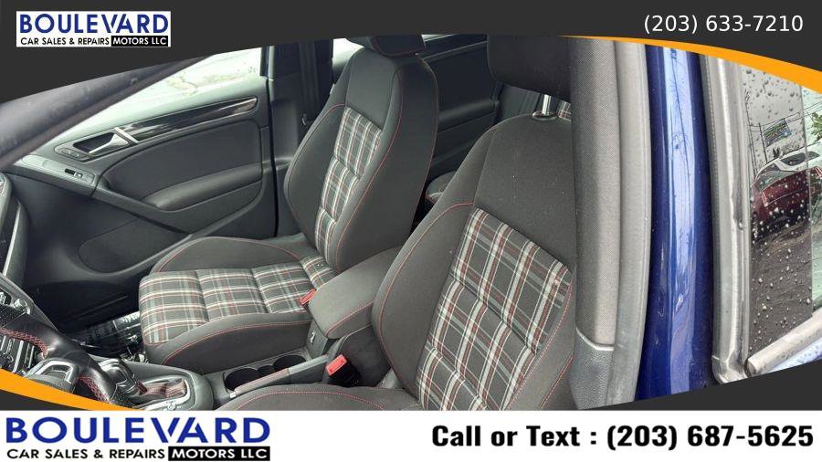 Used 2013 Volkswagen Golf 4-Door FWD image 25