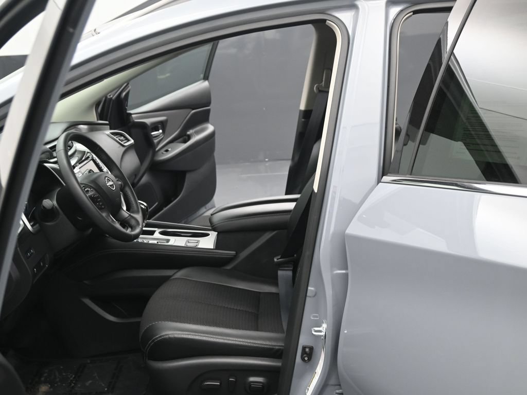 Used 2023 Nissan Murano SV w/ SV Midnight Edition Package FWD image 13
