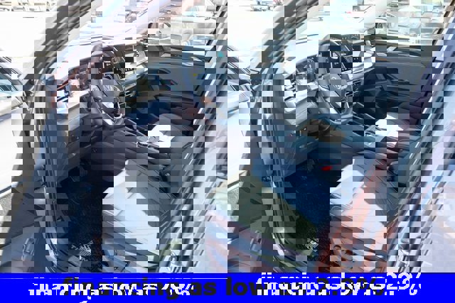 New 2025 Volkswagen Tiguan SE image 15