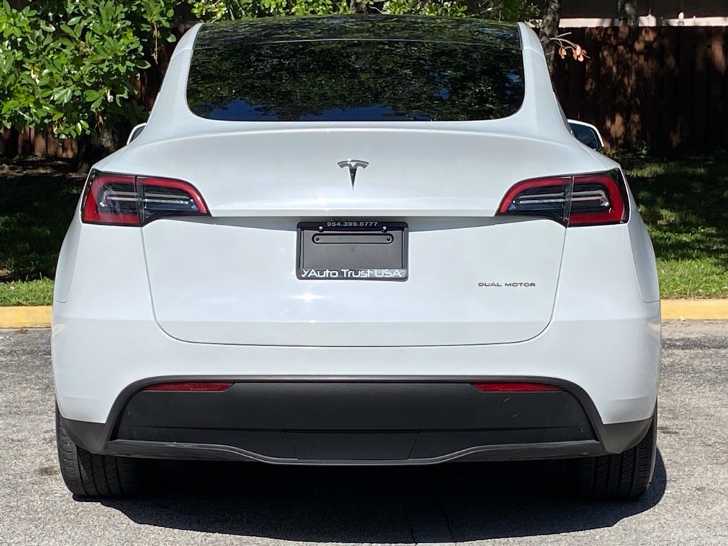 Used 2023 Tesla Model Y Long Range AWD/4WD image 11