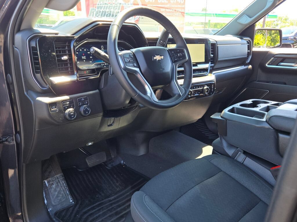 Certified 2023 Chevrolet Silverado 1500 LT AWD/4WD image 26