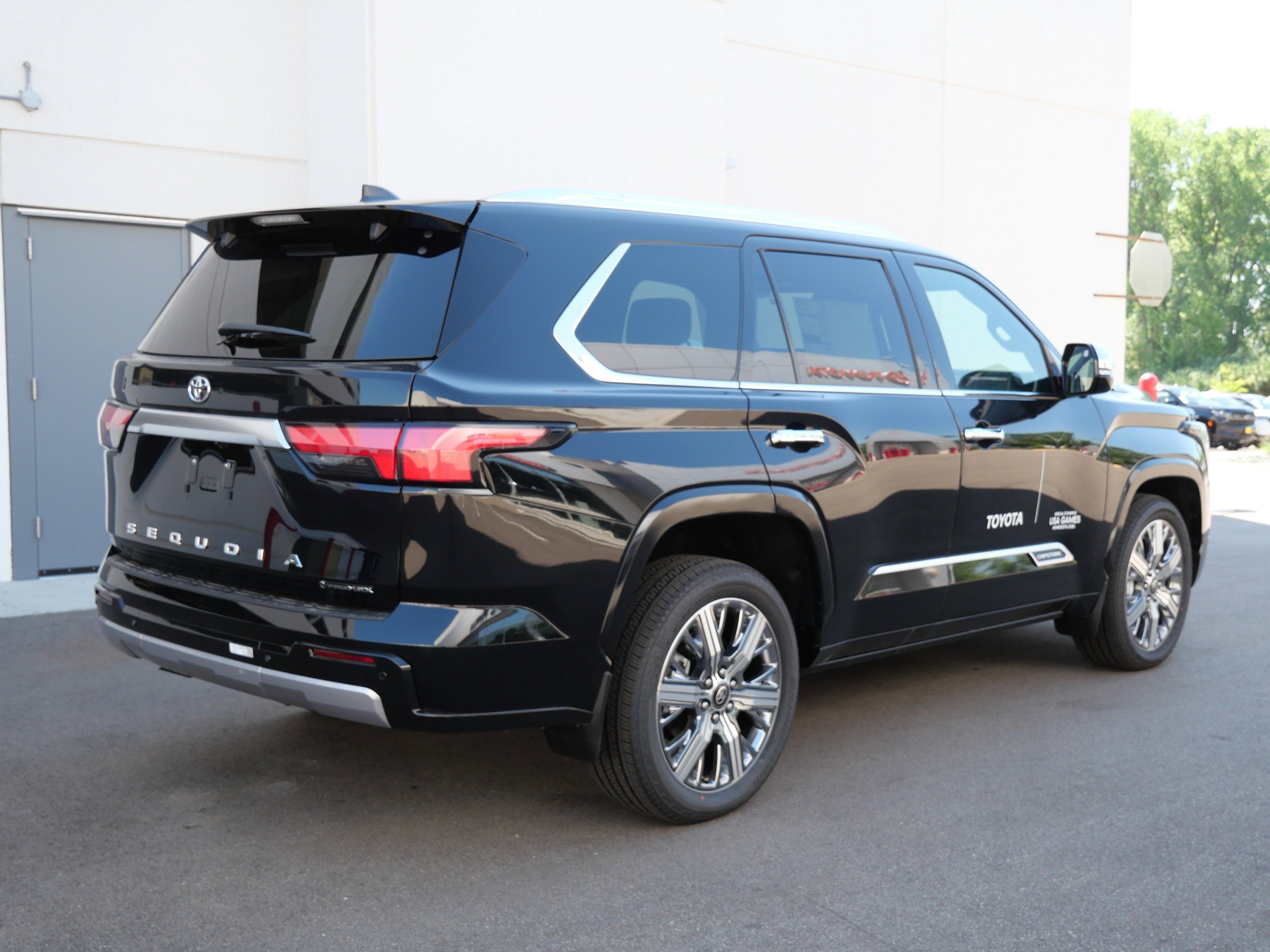 New 2026 Toyota Sequoia Capstone AWD/4WD video 2