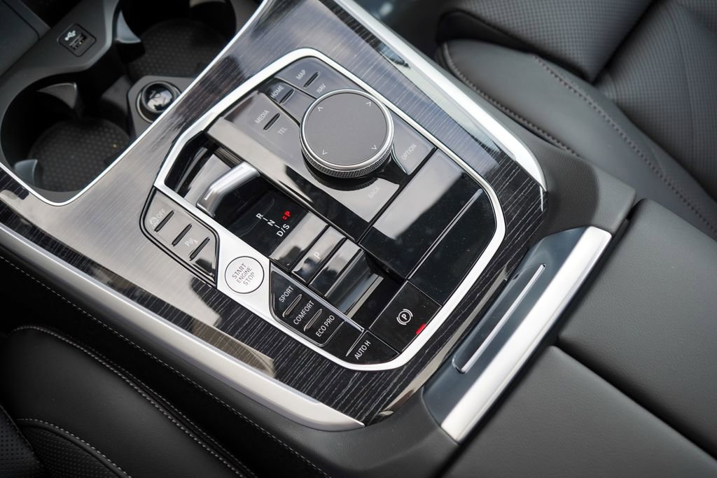 New 2026 BMW X5 sDrive40i w/ M Sport Package image 23
