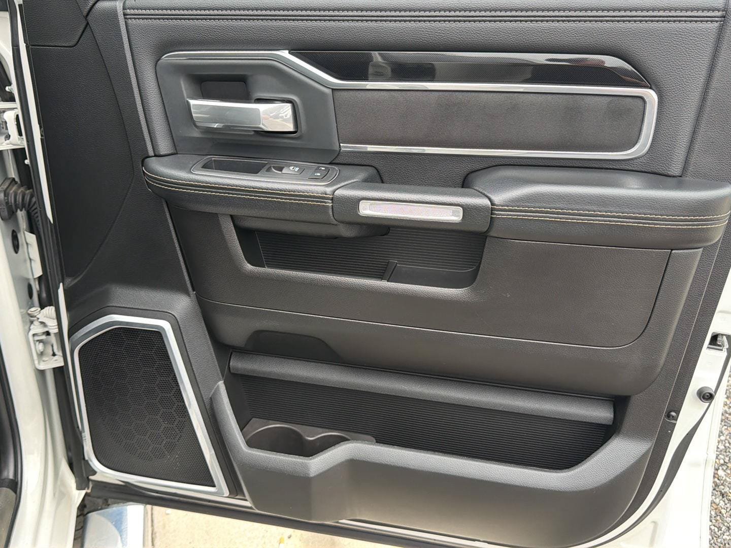 Used 2019 RAM 2500 Laramie AWD/4WD image 41