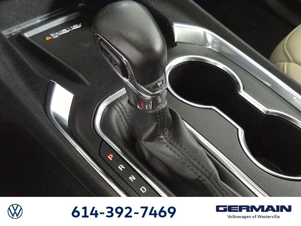 Used 2022 Chevrolet Traverse LT w/ LPO, Cargo Package image 22