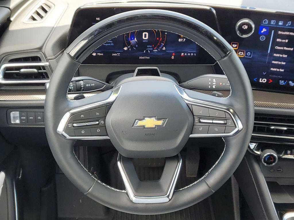 Used 2025 Chevrolet Traverse High Country w/ LPO, Floor Liner Package AWD/4WD image 30