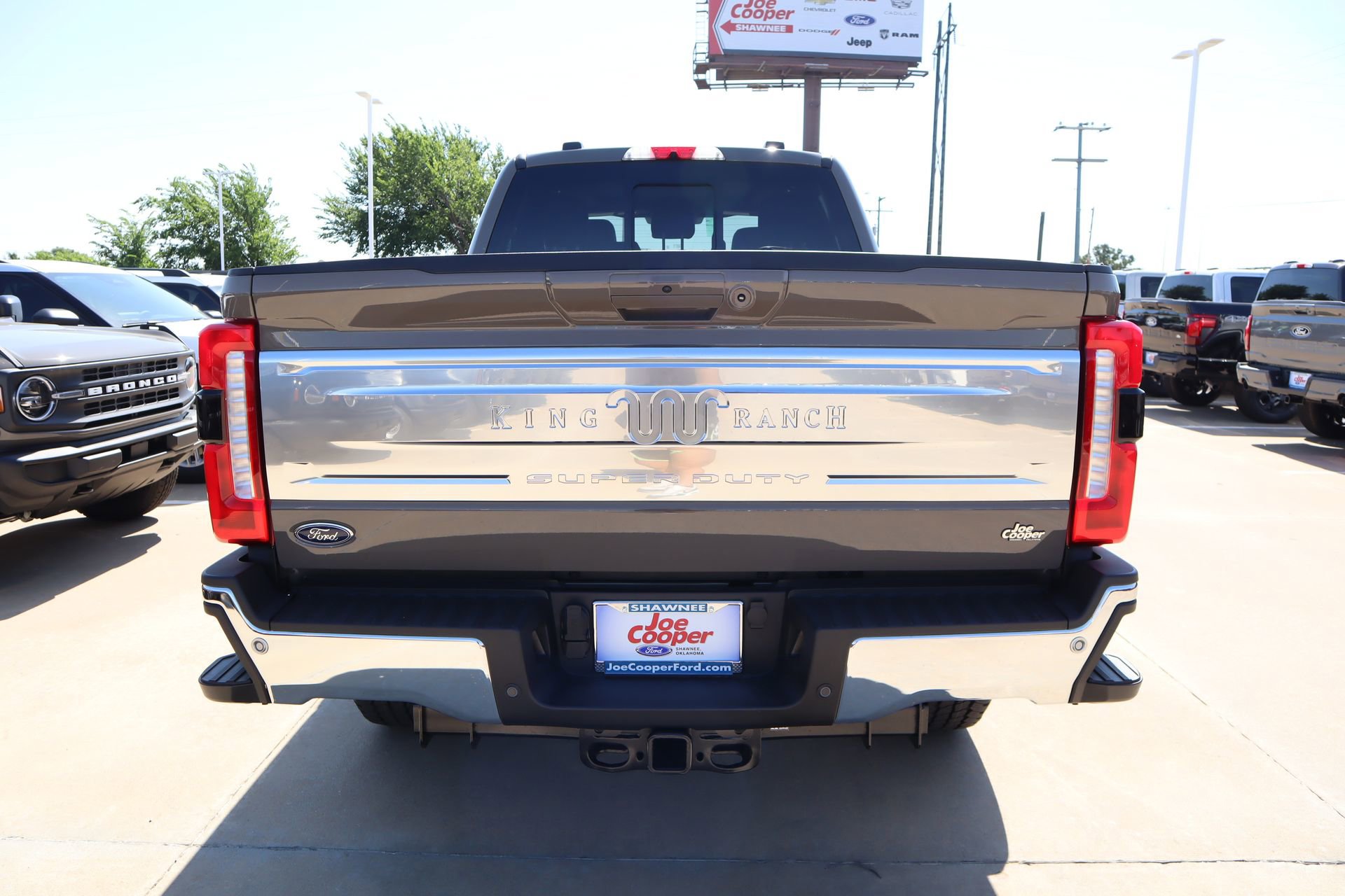New 2026 Ford F250 King Ranch w/ Chrome Package AWD/4WD image 23
