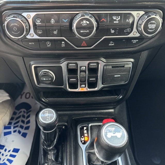 Used 2022 Jeep Wrangler Unlimited Sport image 19