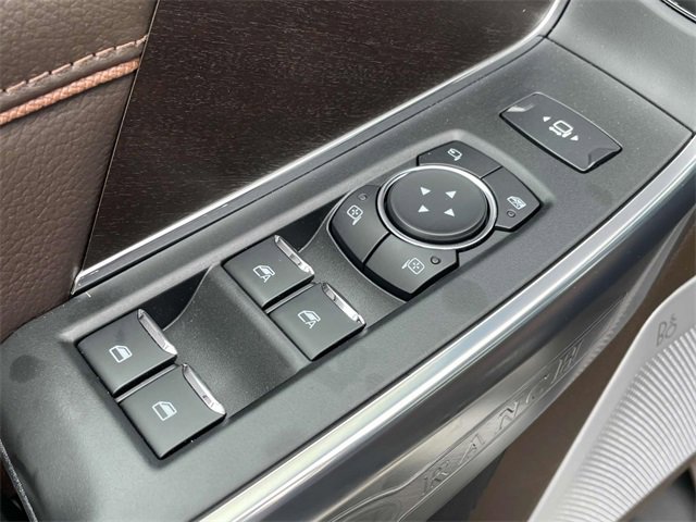 New 2025 Ford F250 King Ranch w/ FX4 Off-Road Package image 17