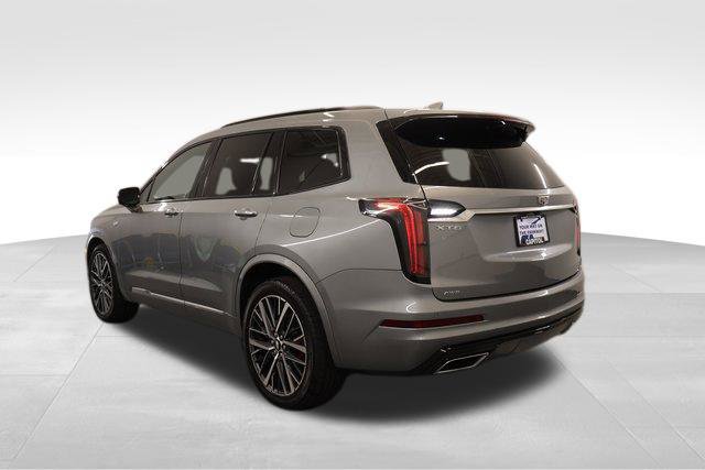 Used 2023 Cadillac XT6 Sport AWD/4WD image 4