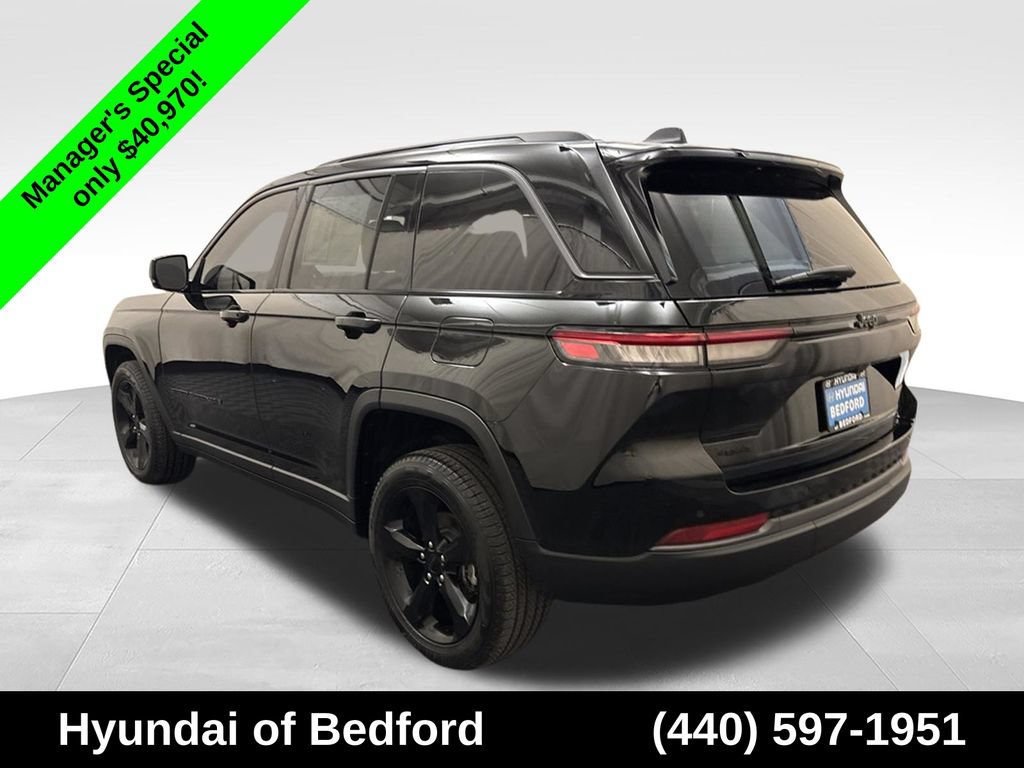 Used 2026 Jeep Grand Cherokee Limited w/ Limited Altitude Package AWD/4WD image 8