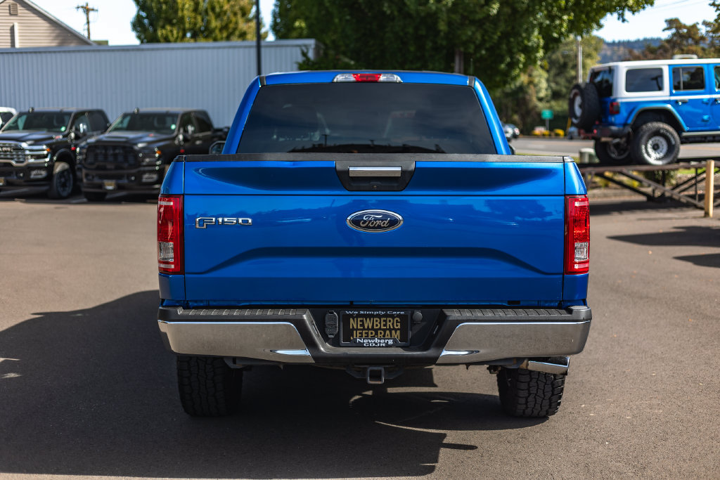 Used 2015 Ford F150 XLT w/ Equipment Group 301A Mid AWD/4WD image 11