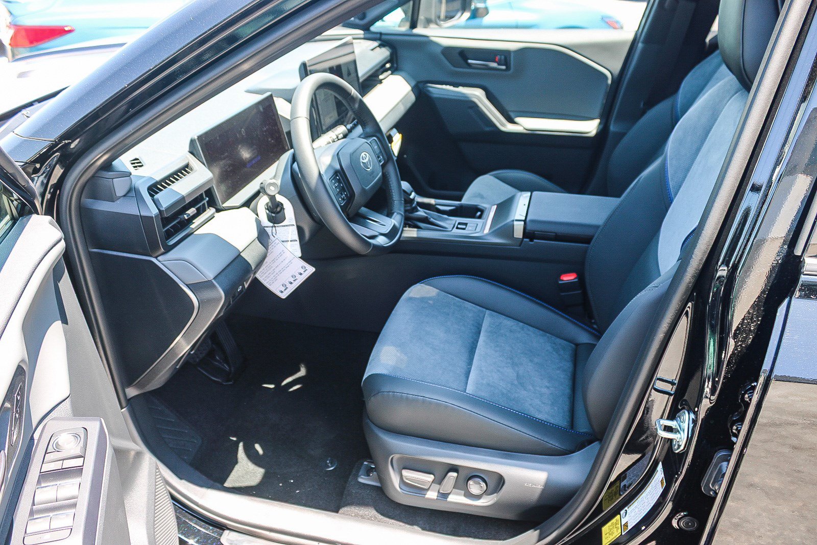 New 2026 Toyota RAV4 XSE AWD/4WD image 20
