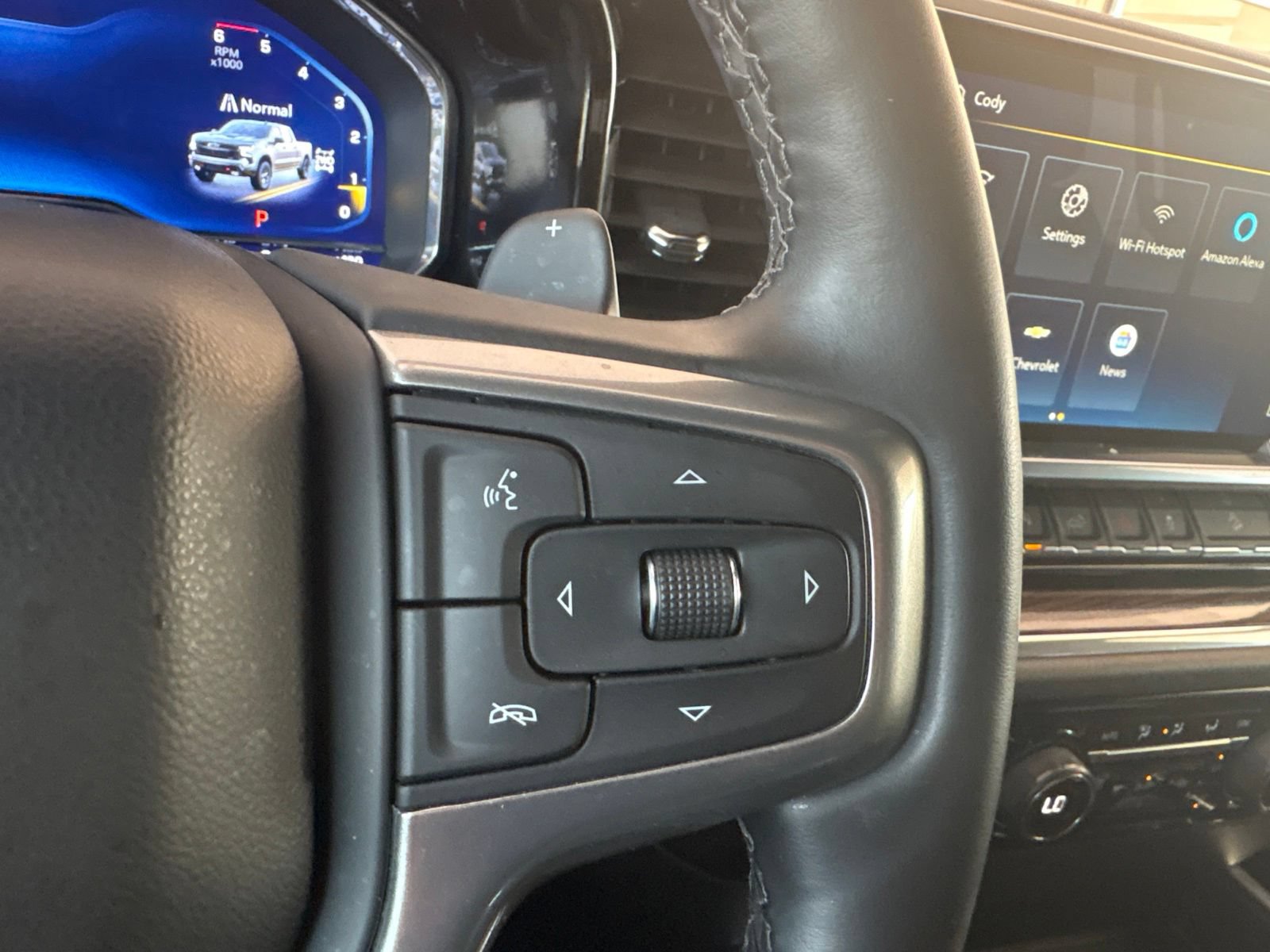 Used 2024 Chevrolet Silverado 1500 LT Trail Boss w/ Convenience Package II AWD/4WD image 26