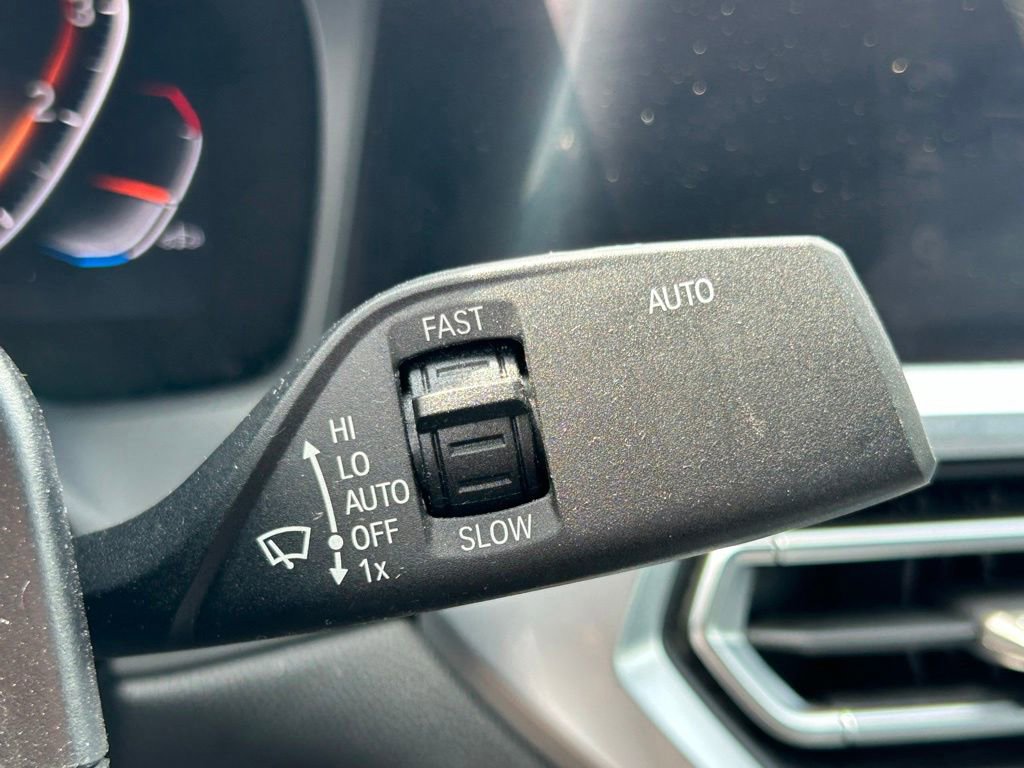 Used 2022 BMW 430i Convertible w/ M Sport Package RWD image 29