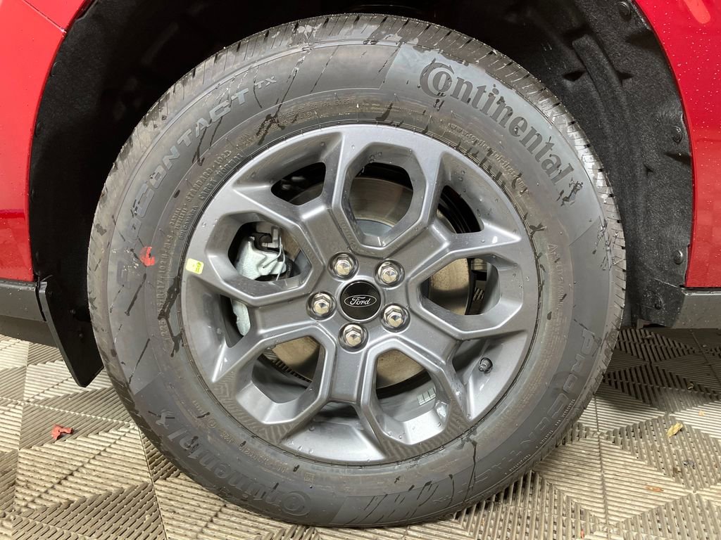 New 2026 Ford Maverick XLT image 13