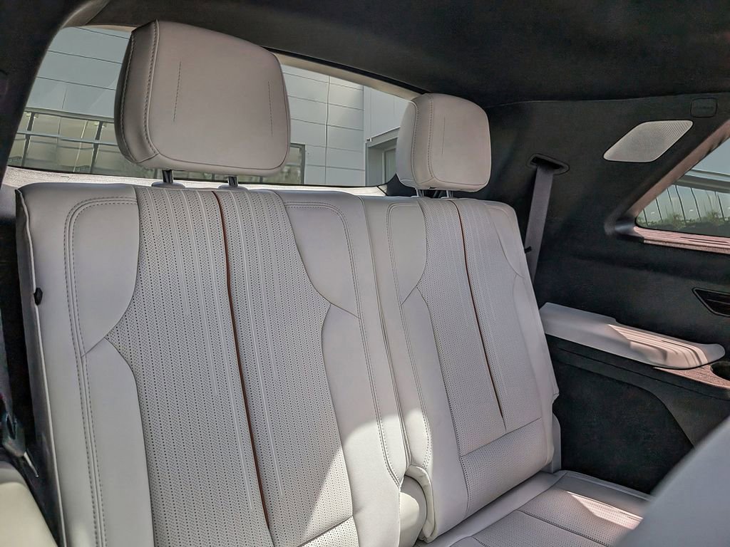 New 2026 Cadillac Vistiq Sport AWD/4WD image 22