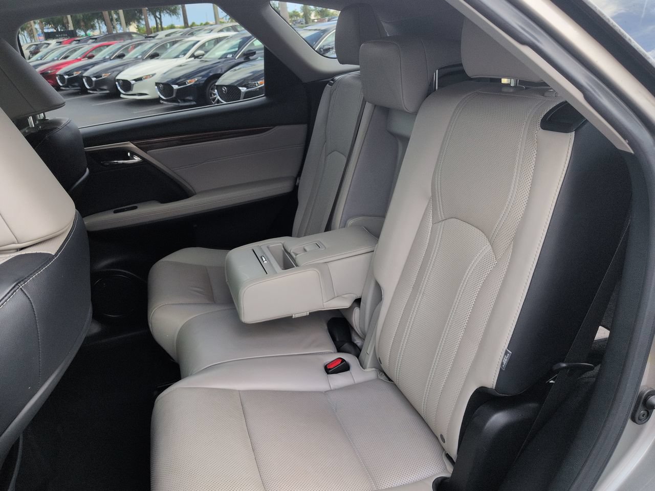 Used 2019 Lexus RX 350L FWD w/ Premium Package image 14