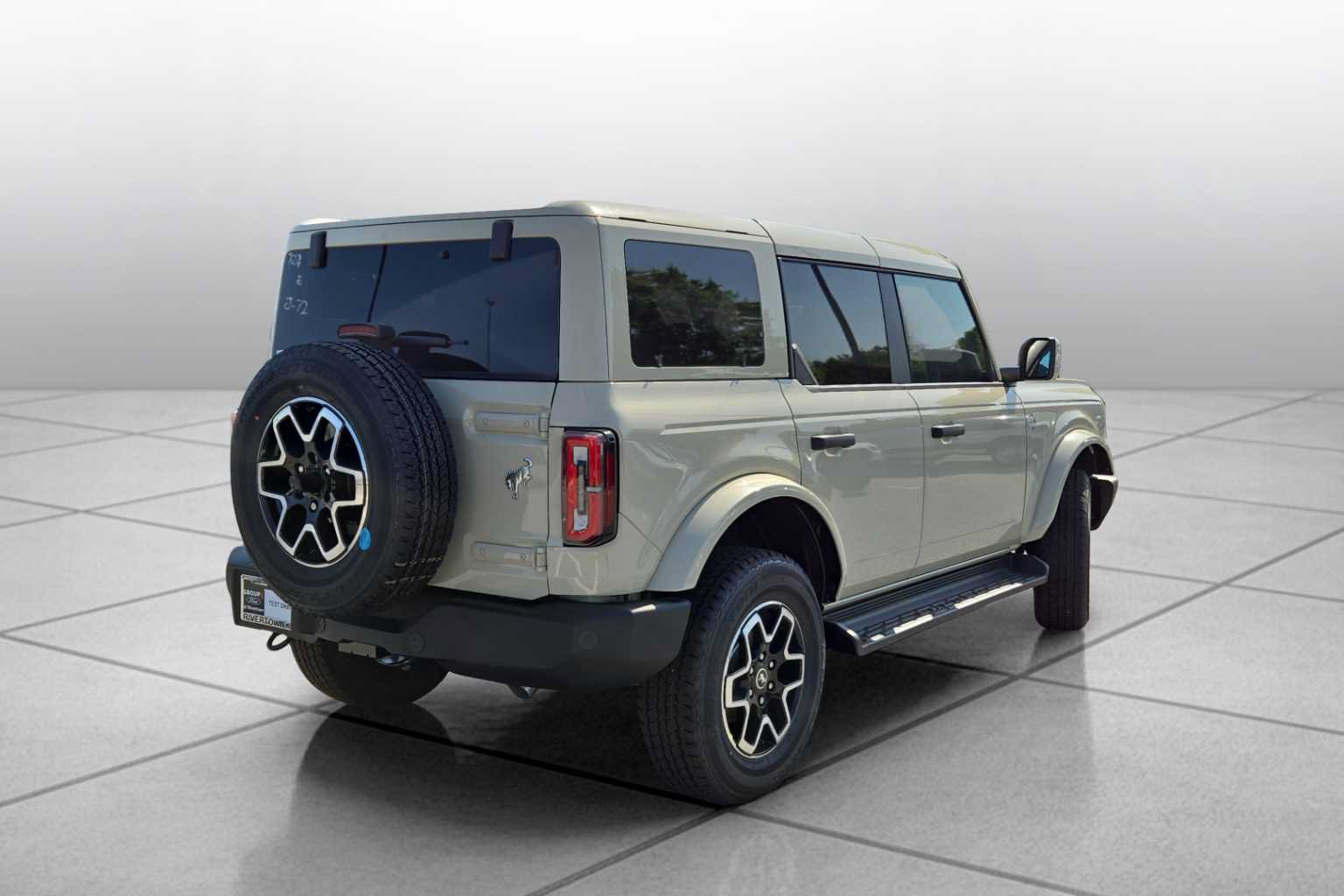 New 2026 Ford Bronco Outer Banks AWD/4WD image 14