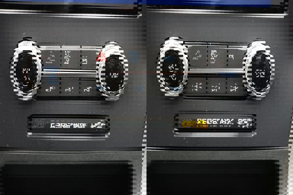 Used 2022 Ford Edge ST-Line image 23