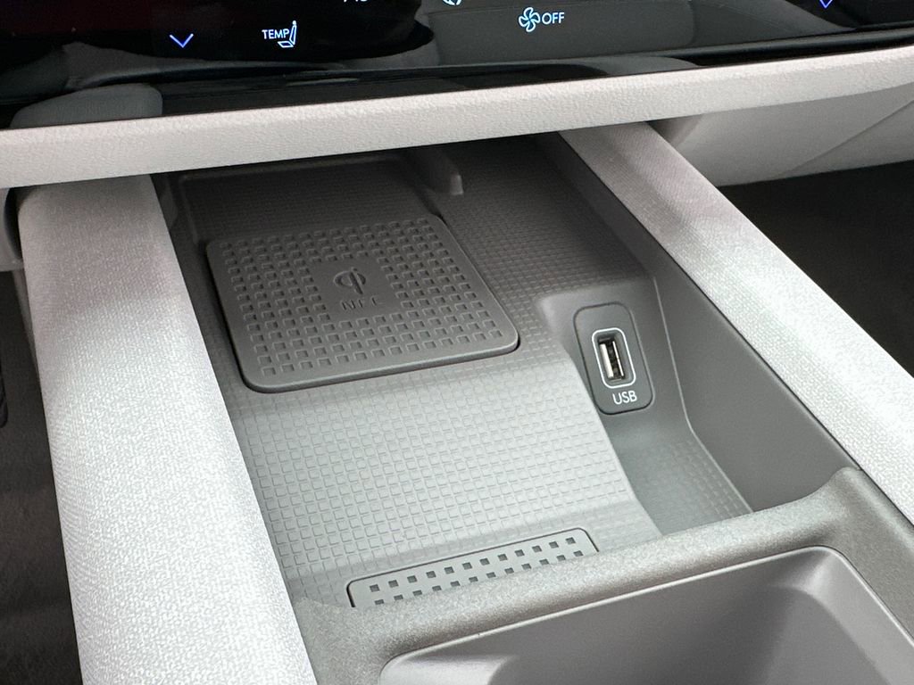 New 2025 Hyundai Ioniq 6 SEL image 26